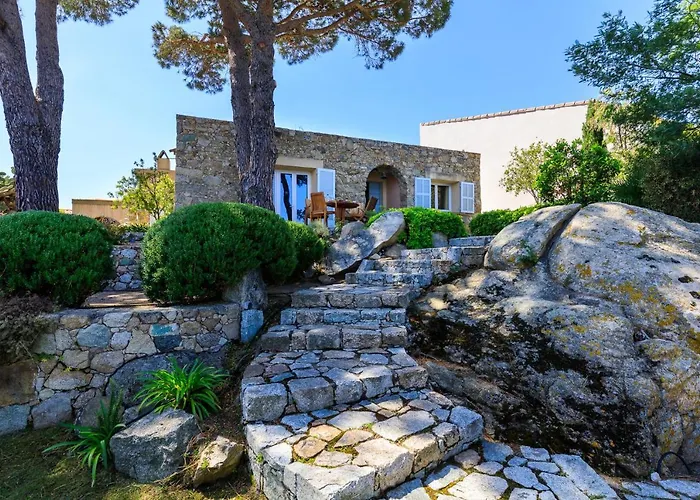 U Piazzale * Santa-Reparata-di-Balagna